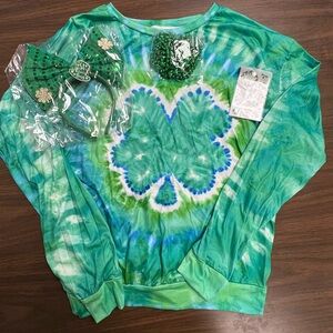 St. Patrick’s Day Outfit | Tie-Dye Shamrock Long Sleeve Tee + Accessories | XL